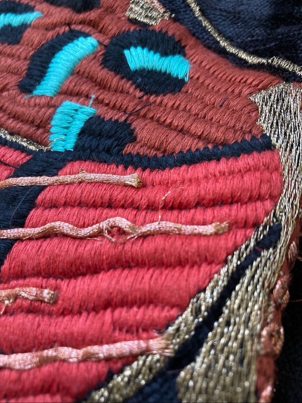 2 Anthropologie Velvet Beaded Butterfly Isadora Pillow Cases Shams Square 18x18 - Picture 15 of 15